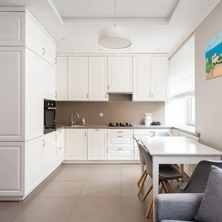 Wilcza Centre Cosy By Bookinghost *